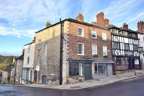 Market Place, Richmond 3 bed apartment for sale