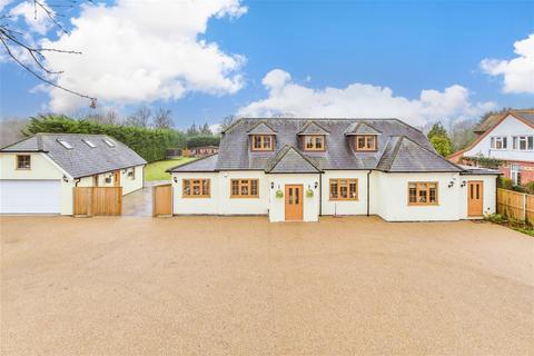 Maidstone Road, Staplehurst, Kent 5 bed detached house for sale