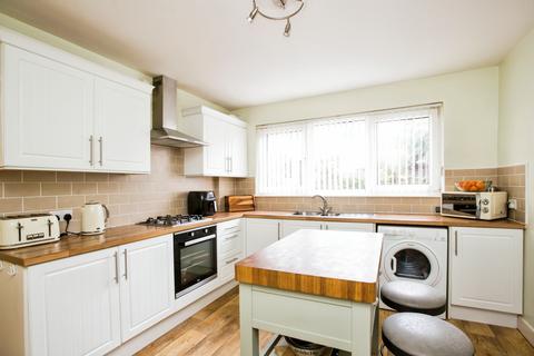 Beechwood Avenue, Halifax HX3 3 bed semi