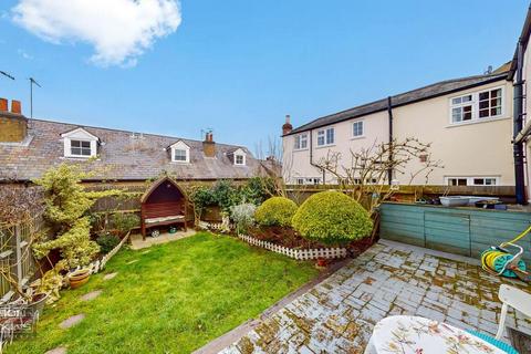 Crown Street, Harrow On The Hill HA2 3 bed semi