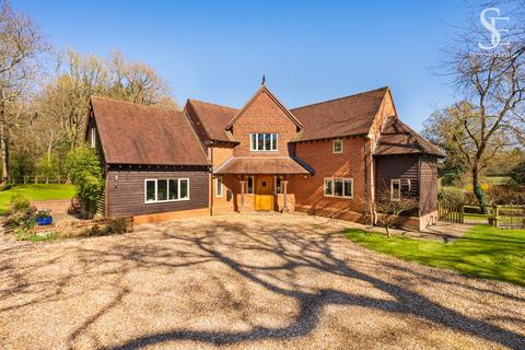 The Ridge, Cold Ash, RG18 5 bed detached house for sale