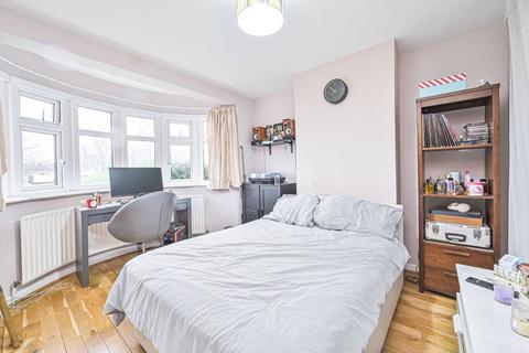 Rushdene Avenue, East Barnet, Barnet... 3 bed house for sale