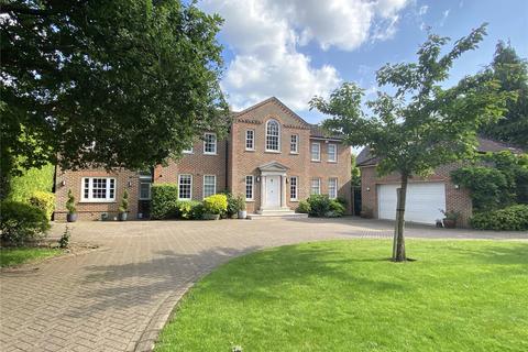 Chargate Close, Burwood Park, KT12 5 bed detached house for sale