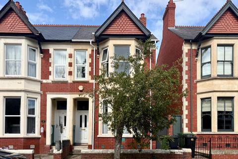 Amesbury Road, Cardiff 3 bed end of terrace house for sale