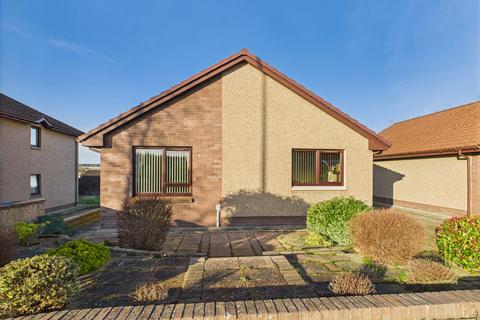 School Brae, New Elgin, Elgin, Moray 2 bed detached bungalow for sale