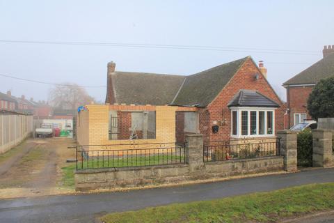 George Street, Broughton, DN20 2 bed detached bungalow for sale