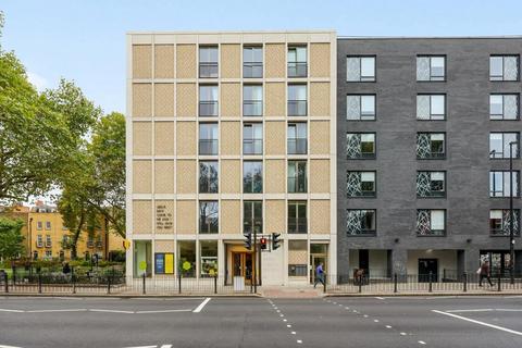Macpherson Apartments, Cambridge... 2 bed flat for sale
