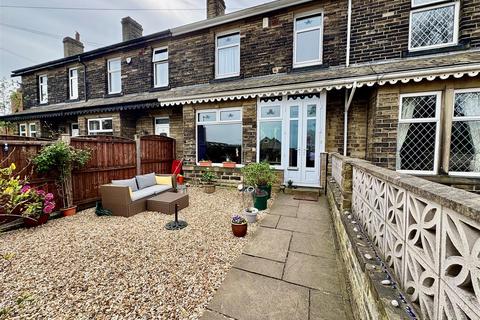 Whitcliffe Road, Cleckheaton 3 bed terraced house for sale