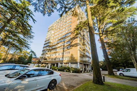 Bassett Avenue, Southampton, Hampshire 1 bed apartment for sale