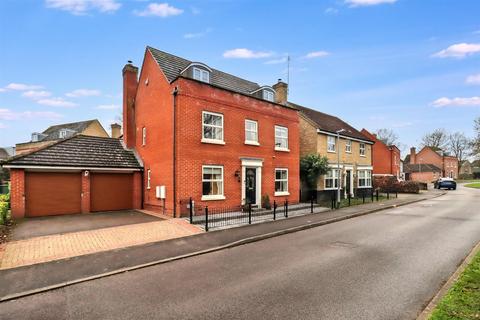 Church Meadows, Bocking, Braintree 5 bed detached house for sale