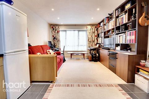 Griffin House, Aviation Drive, NW9 1 bed flat for sale