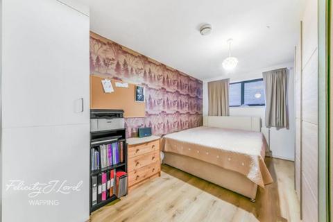 Johnny Andrews House, Boulcott... 1 bed flat for sale