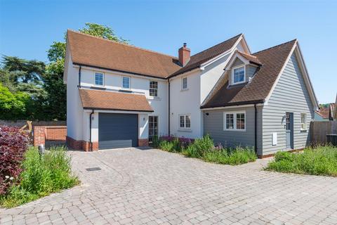 1 Priory Meadows, Hadleigh 4 bed detached house for sale