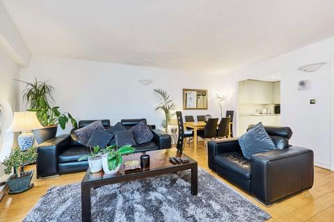 Westferry Road, London E14 2 bed flat for sale