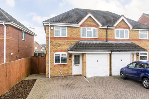 Allfrey Close, Lutterworth 3 bed semi