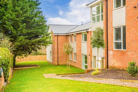 Moreton Road, Buckingham 2 bed apartment for sale