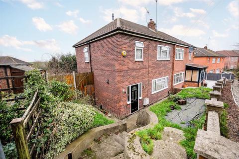 Eatons Mead, Chingford 3 bed house for sale