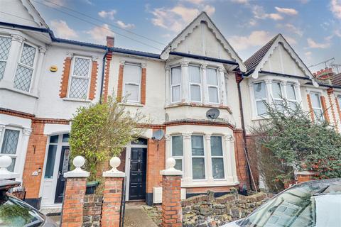 Glenwood Avenue, Westcliff