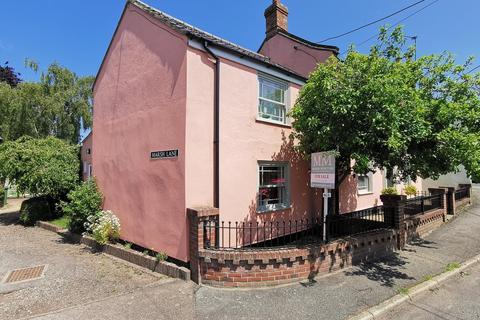 Station Road, Earsham, Bungay 1 bed cottage for sale