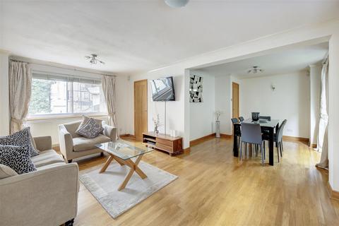 Halsey Street, Chelsea, SW3 5 bed house for sale