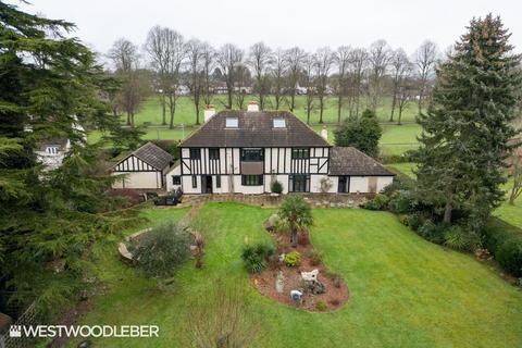 Mill Lane, Broxbourne EN10 6 bed detached house for sale
