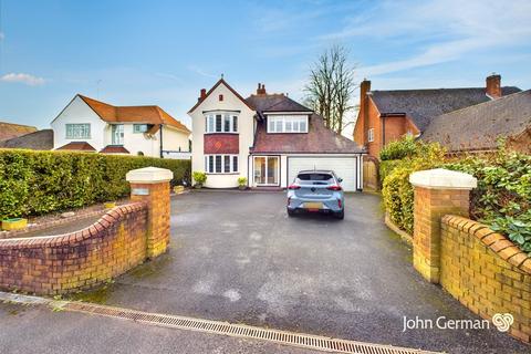 London Road, Colwich 4 bed detached house for sale