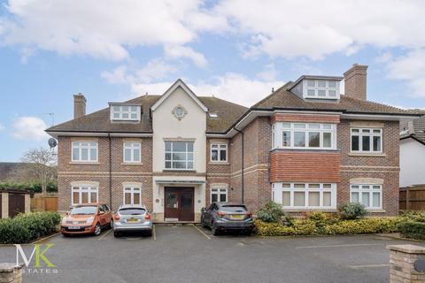 10 Queens Park West Drive... 2 bed ground floor flat for sale