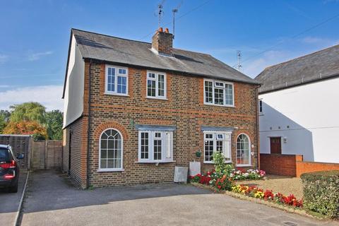 2 bedroom semi-detached house for sale