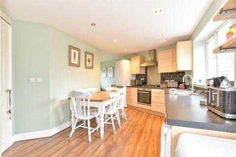 Baryntyne Crescent, Rochester, Kent 4 bed terraced house for sale