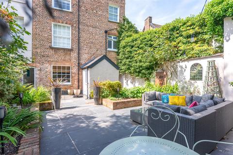 Exeter, Devon 4 bed terraced house for sale