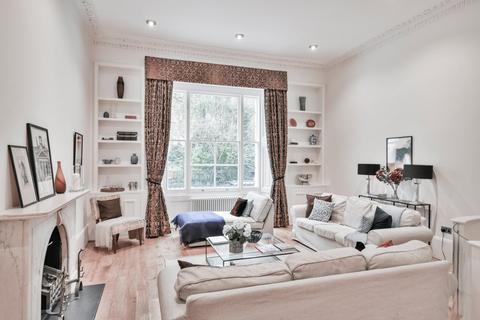 Onslow Gardens, London 2 bed flat for sale