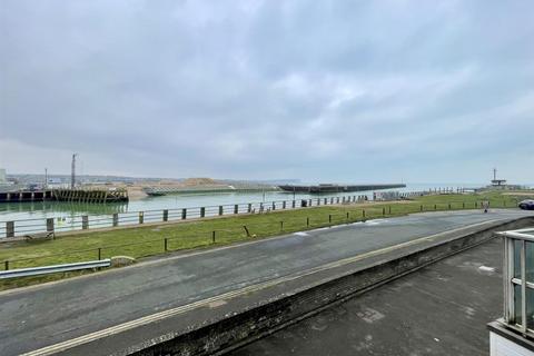 Fort Gate, Fort Road, Newhaven 2 bed flat for sale