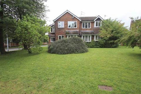 Heatherfield Court, Wilmslow 1 bed flat for sale