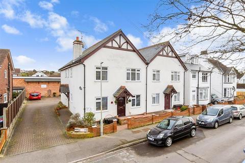 Stanley Road, Herne Bay, Kent 1 bed flat for sale