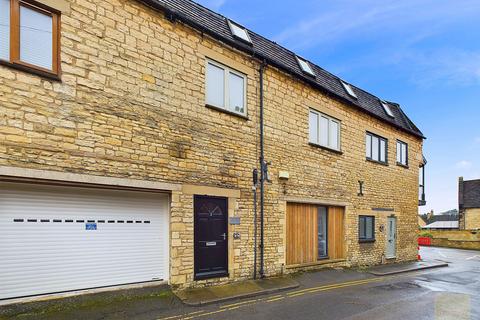 Church Street, Stamford PE9 2 bed terraced house for sale