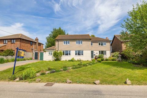 Longmete Road, Canterbury, CT3 4 bed detached house for sale