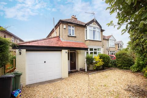 Cambridge Road, East Cowes, Isle of... 3 bed detached house for sale
