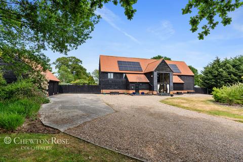 Park Chase, St. Osyth 5 bed detached house for sale