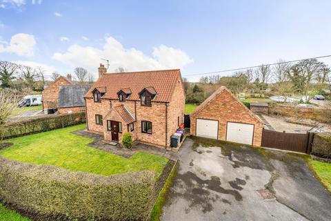 Main Road, Haltham, Horncastle, LN9 6JQ 3 bed detached house for sale