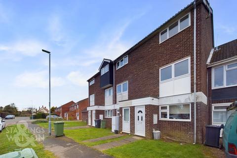 Neville Road, Sutton, Norwich 2 bed maisonette for sale