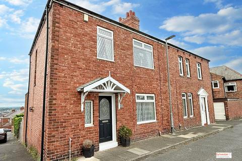 Hillside Place, Low Fell, Gateshead, NE9 3 bed semi