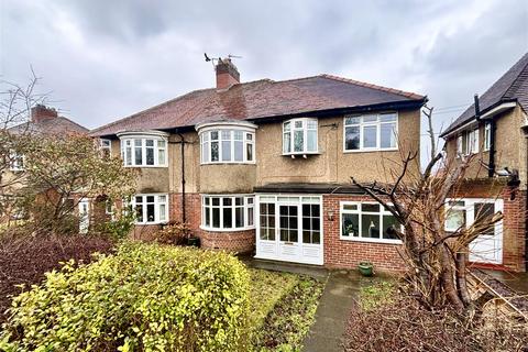Douglas Gardens,Merryoaks, Durham 4 bed semi