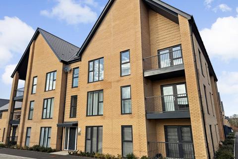 Ellis Grove, Kent CT20 2 bed apartment for sale