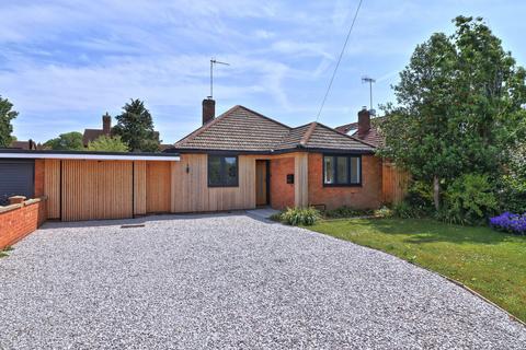 2 bedroom semi-detached bungalow for sale
