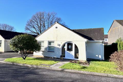 Whitley Way New Milton BH25 5ET 3 bed detached bungalow for sale