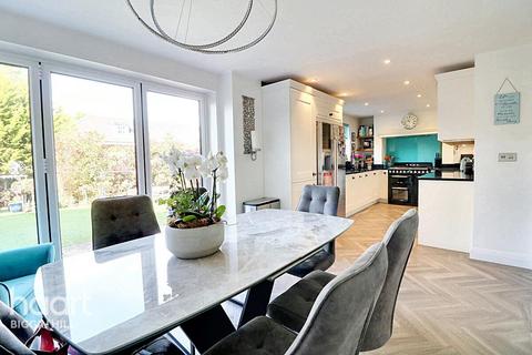 Mortimer Drive, Biggin Hill 4 bed detached house for sale