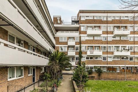 Pownall Road, London E8 1 bed flat for sale