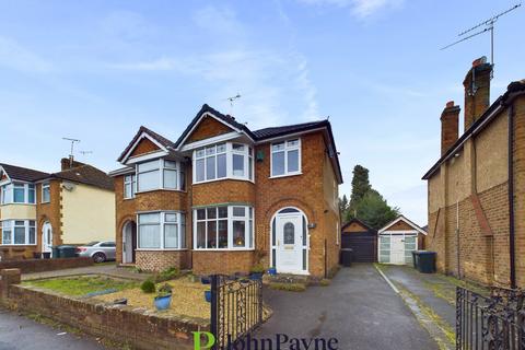Arundel Road, Cheylesmore, Coventry, CV3 3 bed semi