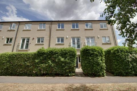 Skipper Way, St. Neots PE19 4 bed terraced house for sale
