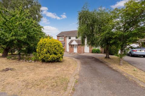 Switchback Road North, Maidenhead SL6 5 bed detached house for sale